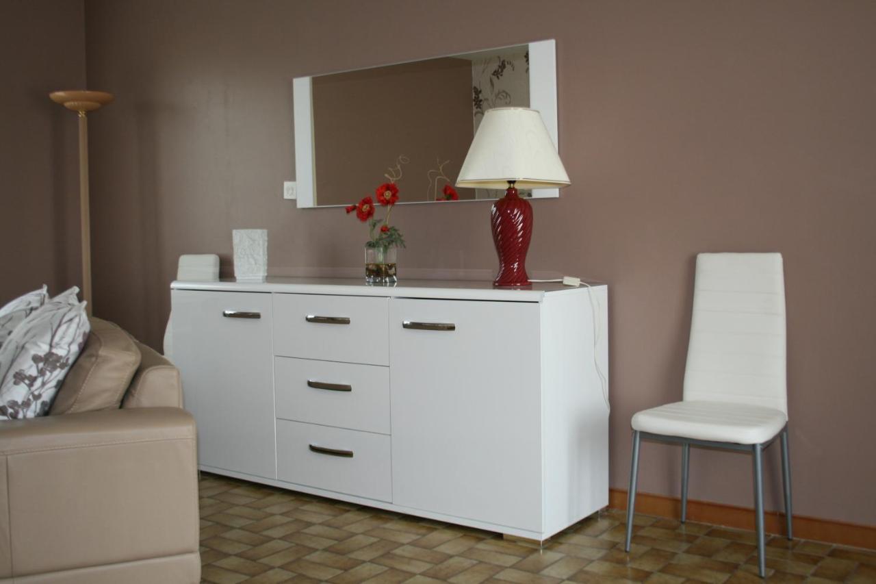 1 Bedroom House 20Min Walk To Centre In Tournus Extérieur photo