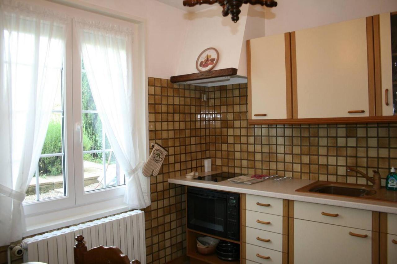 1 Bedroom House 20Min Walk To Centre In Tournus Extérieur photo
